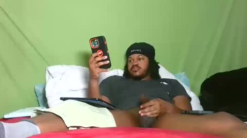 Snapshot of carolinayungin96 chatting on 10.13.25 carolinayungin96 online show from 10.13.25