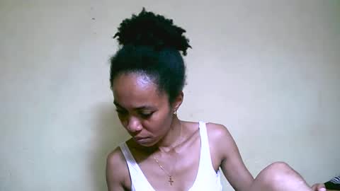 caroline151047 online show from 02.14.25