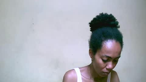 caroline151047 online show from 02.15.25