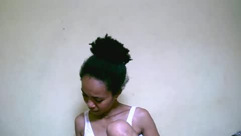 caroline151047 online show from 02.15.25