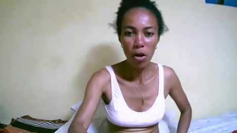 caroline151047 online show from 02.22.25