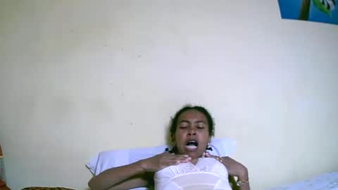 caroline151047 online show from 02.27.25