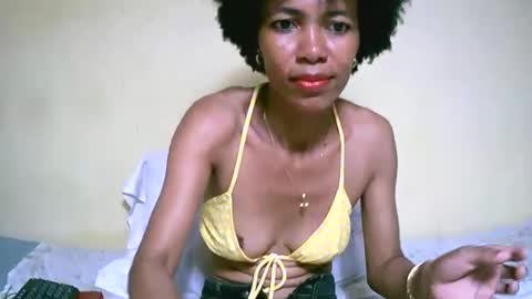 caroline151047 online show from 03.05.25