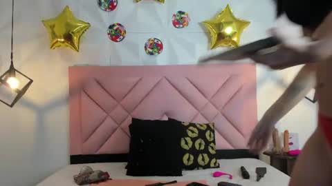 caroline daring online show from 06.28.26