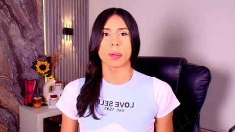 caroline_foster1 online show from 03.20.26