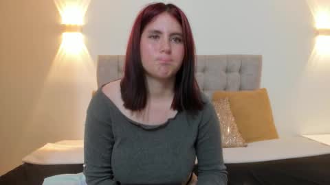 Snapshot of caroline_tim chatting on 10.02.25 Caroline online show from 10.02.25