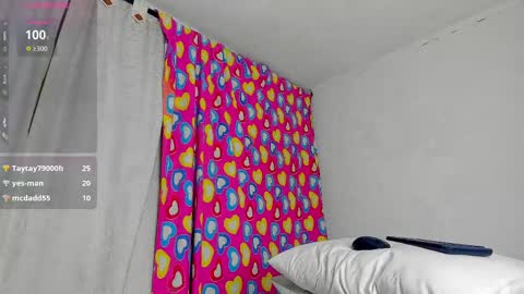 Snapshot of caroline_tovar_ chatting on 03.12.25 Caroline Tovar   Lovense is active my orgasms in your hands Give me more pleasure and make me cum online show from 03.12.25