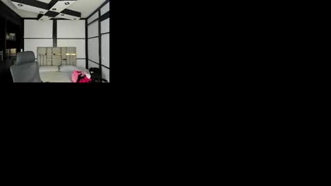 Snapshot of carolinefyre chatting on 05.10.26 Caroline online show from 05.10.26