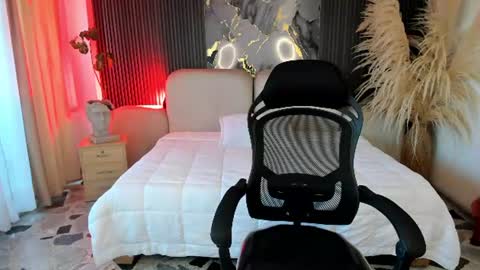 Caroline online show from 07.02.26