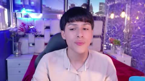 carolinejesh online show from 03.01.26