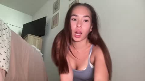 Snapshot of carolineoxox chatting on 07.01.26 Caroline online show from 07.01.26