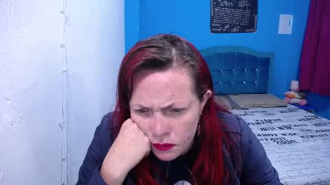 Carolinhe  online show from 02.17.26