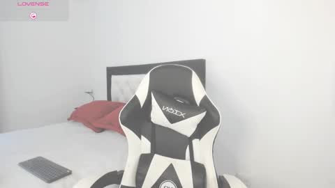 CarolinneFiotti online show from 12.20.25