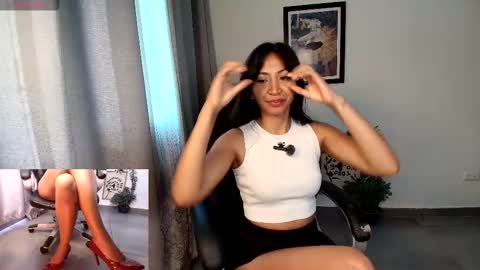 Caro online show from 09.17.25