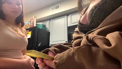 carpetmunchers online show from 11.23.25