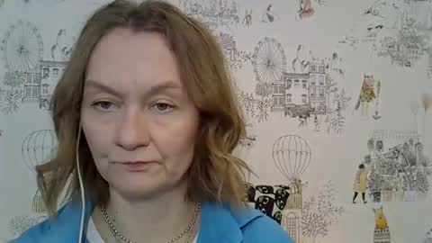 Snapshot of carra_hut chatting on 10.30.25 carra_hut online show from 10.30.25