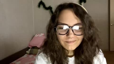 Emilia online show from 01.10.26