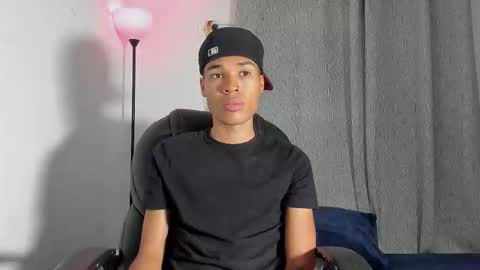 Snapshot of carterbrownbbc chatting on 09.26.25 Carter online show from 09.26.25