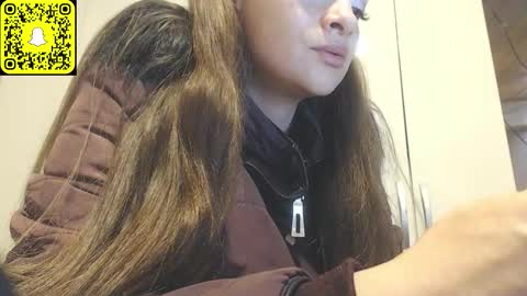 Snapshot of cary_mary chatting on 11.30.25 Cary mary online show from 11.30.25