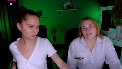 Snapshot of casey_meow_ chatting on 09.22.25 casey_meow_ online show from 09.22.25