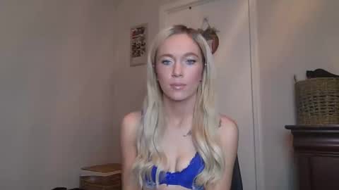 Casey Lakes online show from 10.12.25
