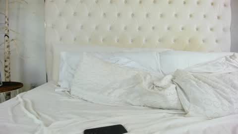 casey kisses online show from 01.30.25