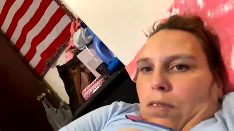 Cash Couple online show from 10.26.25