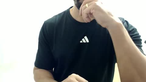 Snapshot of cashmastermuscle77 chatting on 06.09.26 cashmastermuscle77 online show from 06.09.26