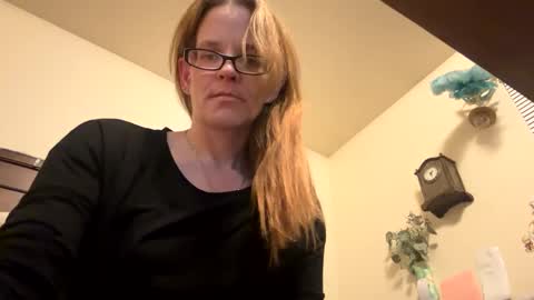 casidy1 online show from 02.19.25