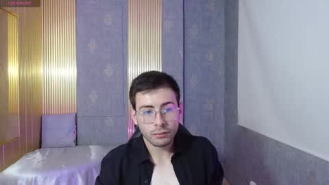 Snapshot of caspian_tay chatting on 02.06.26 caspian_tay online show from 02.06.26