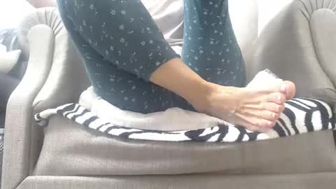 Cassandra joy online show from 02.15.25