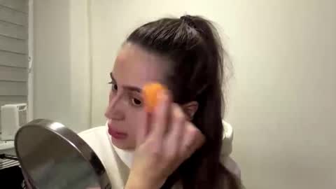 Snapshot of cassandrahazlegrove chatting on 02.24.26 Cassy online show from 02.24.26