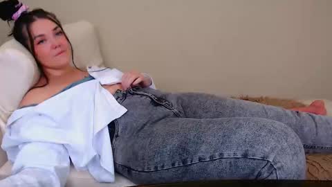 Anna online show from 10.22.25