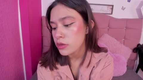 Cassie Jones online show from 01.04.25