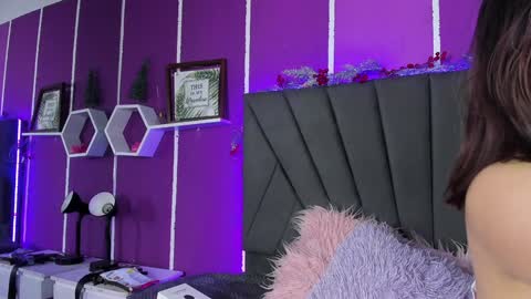 Cassie Jones online show from 02.06.25