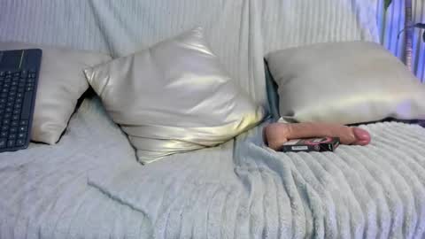 Cassie Jones online show from 02.10.26