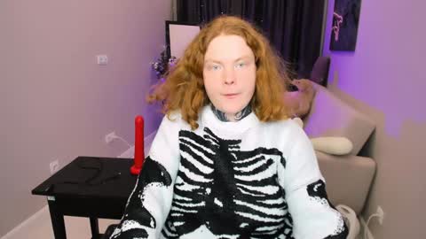 Snapshot of cassie_xkiss chatting on 01.10.25 Cassie online show from 01.10.25