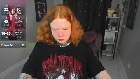 Snapshot of cassie_xkiss chatting on 09.17.25 Cassie online show from 09.17.25