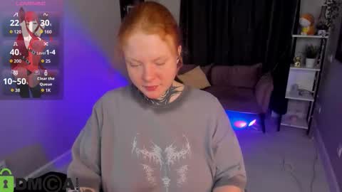 Snapshot of cassie_xkiss chatting on 09.30.25 Cassie online show from 09.30.25