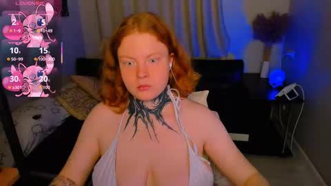 Snapshot of cassie_xkiss chatting on 11.20.25 Cassie online show from 11.20.25