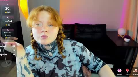 Snapshot of cassie_xkiss chatting on 06.11.26 Cassie online show from 06.11.26