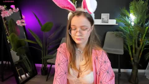 assie online show from 12.24.24