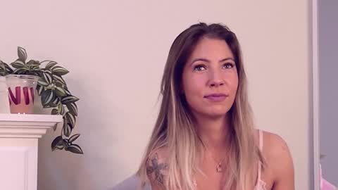 Cassi online show from 11.18.25