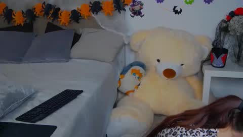 Kierie online show from 10.31.25