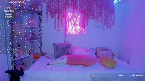 Lorena Saenz online show from 12.18.24