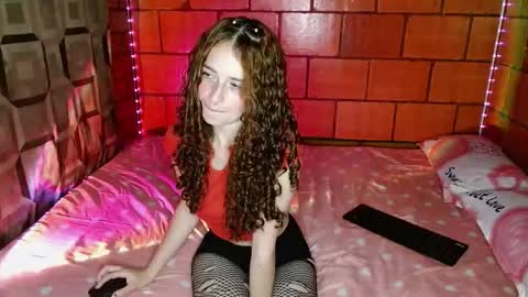 Snapshot of cata_snow chatting on 10.23.25 Cata Snow online show from 10.23.25