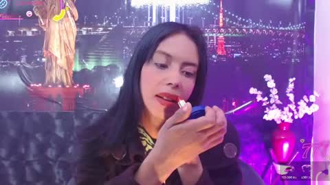 Snapshot of catalella_ar chatting on 06.10.26 Queen Catalella online show from 06.10.26