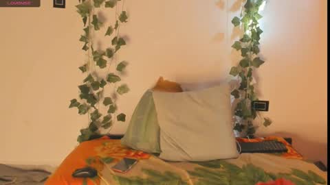 cataleya19__ online show from 09.24.25