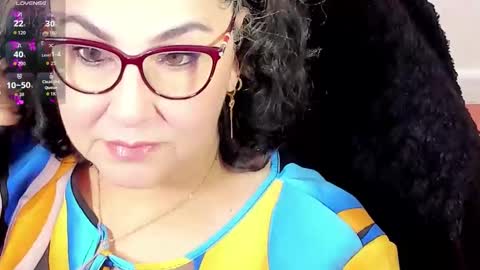 Snapshot of cataleya_mom_ chatting on 01.18.26 cataleya online show from 01.18.26