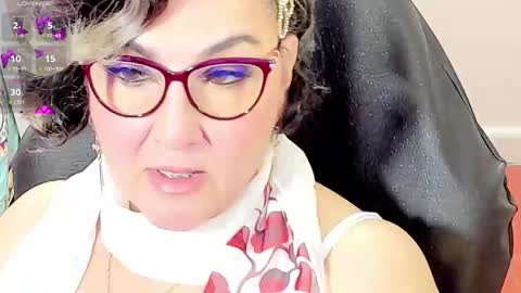 Snapshot of cataleya_mom_ chatting on 02.18.26 cataleya online show from 02.18.26